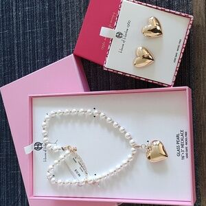 New House of Harlow Glass Pearl Heart Necklace & Earrings set